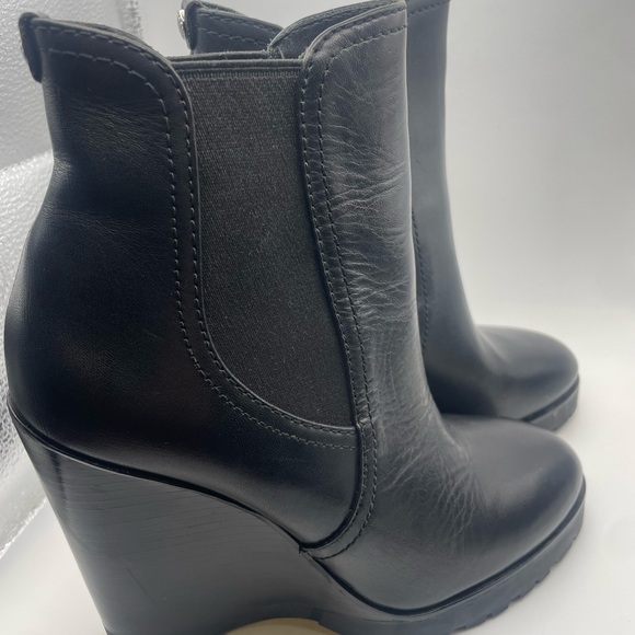 Michael Kors Black Ankle Bootie Wedge Sz 5.5 - Picture 5 of 6